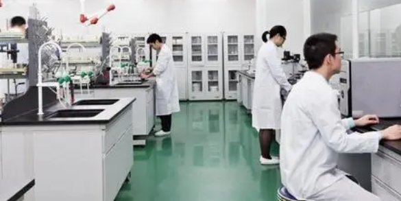 何亮亮出生年月日