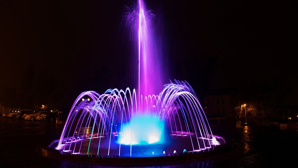 怎样把照片放到喷泉里？