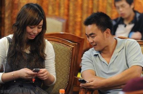 女方家里人给她介绍了相亲对象怎么办？