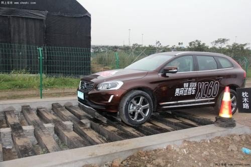 为什么坐在车的后面会比较颠