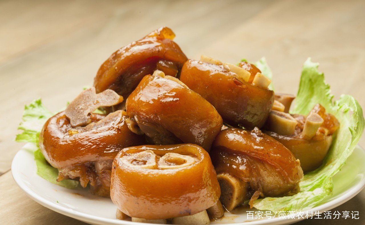 猪蹄髈上的皮，到底是胶原蛋白还是脂肪呢？