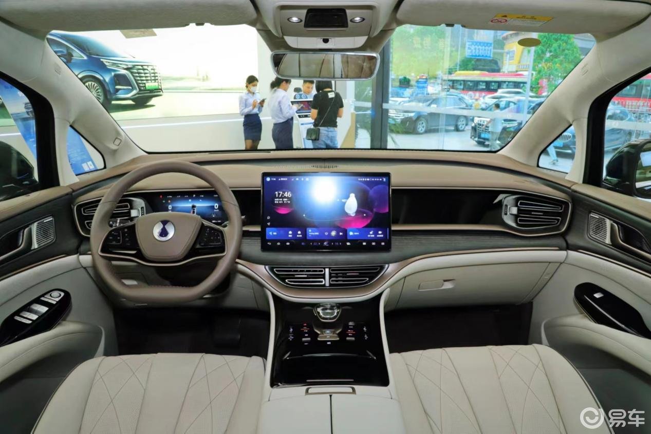 1.5T 177马力，轴距超2米8，真7座全家舒适出行