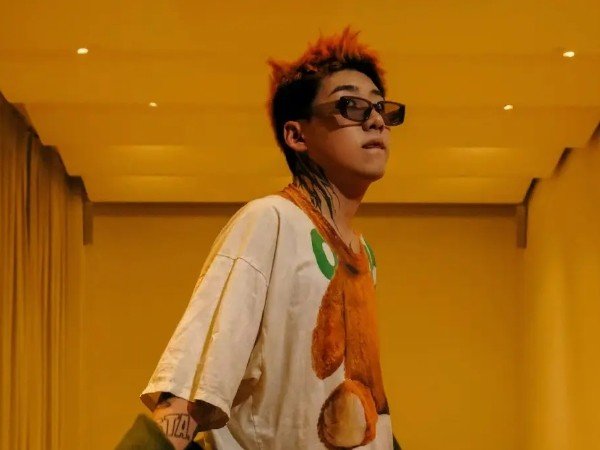 无人区玫瑰歌词完整版