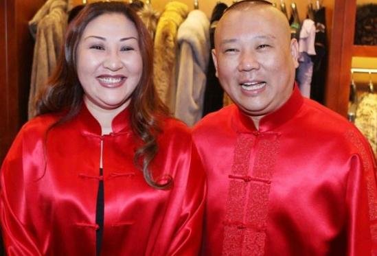 曾因金钱离开郭德纲，抛下儿子郭麒麟远赴日本，胡中惠现况如何？