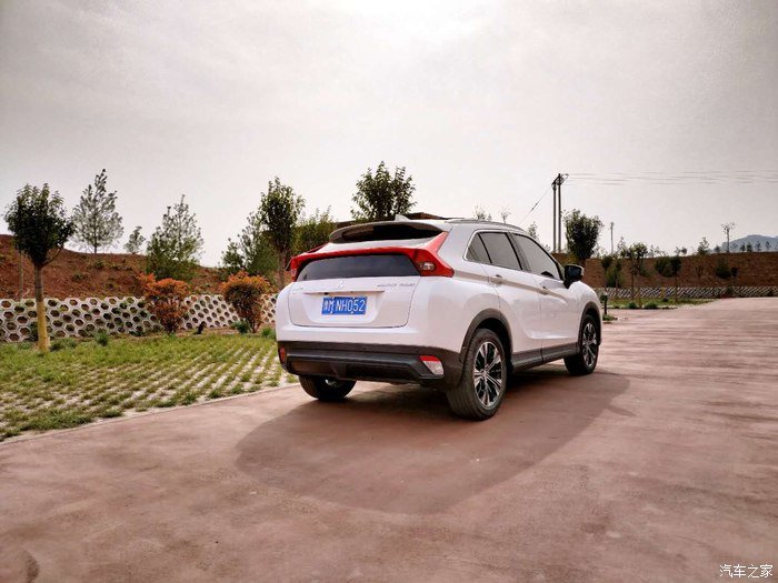 在春暖花开之际,奔你而来,有你,有我,有奕歌