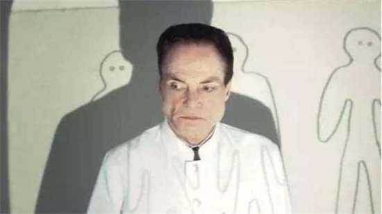 人体蜈蚣好看吗？有什么深意吗？