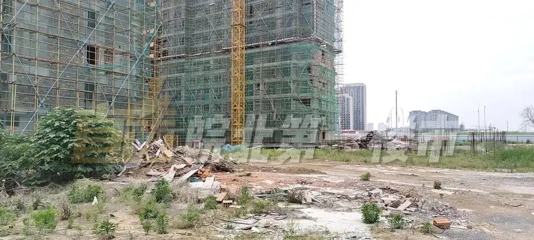 安徽一烂尾楼停工9年复工，烂尾楼如何才能盘活？