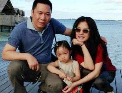 44岁的黄有龙罕见现身，他的状态怎么样？