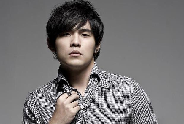 想就这样牵着你的手不放开是什么歌曲