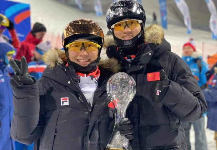 冬奥冠军徐梦桃卡点官宣恋情，两人的感情有多甜？