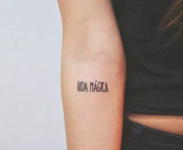 泪痕纹身有什么含义?