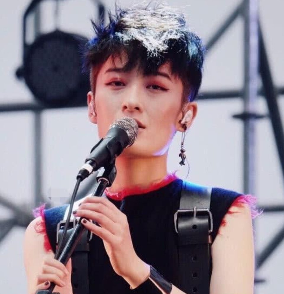 曾轶可花2h数了3000只羊，你知道她为何会无聊到做这样的事吗？