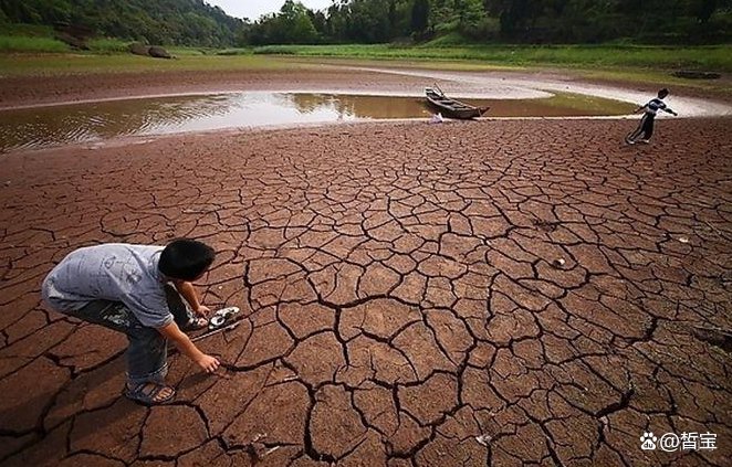 重庆再次承包全国高温排行榜前10，当地的高温天气为何会持续那么久？