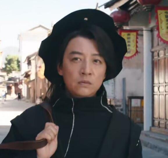 司藤里的白金是好人吗 身份神秘高深莫测令人十分好奇