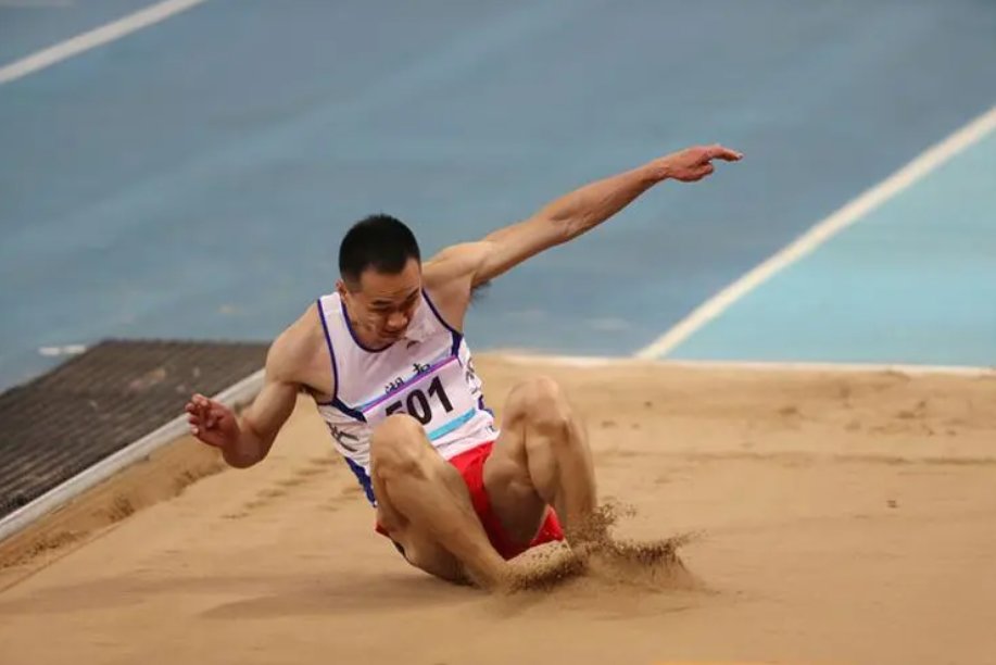 三级跳世界纪录