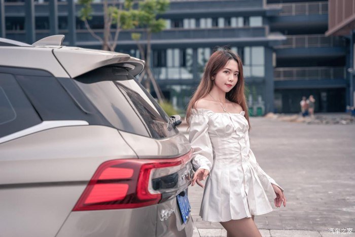 祝福我和女友在风行T5的陪伴下，可以快乐的奔赴更美好的未来