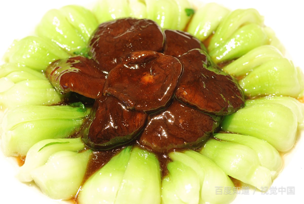 请问：长街宴“云南八个菜”528元事件引发的问题