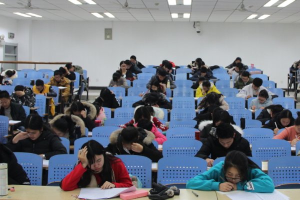 英语四级写作与翻译各多少分