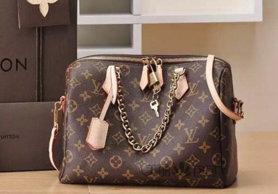 lv英文官方网站是哪个?