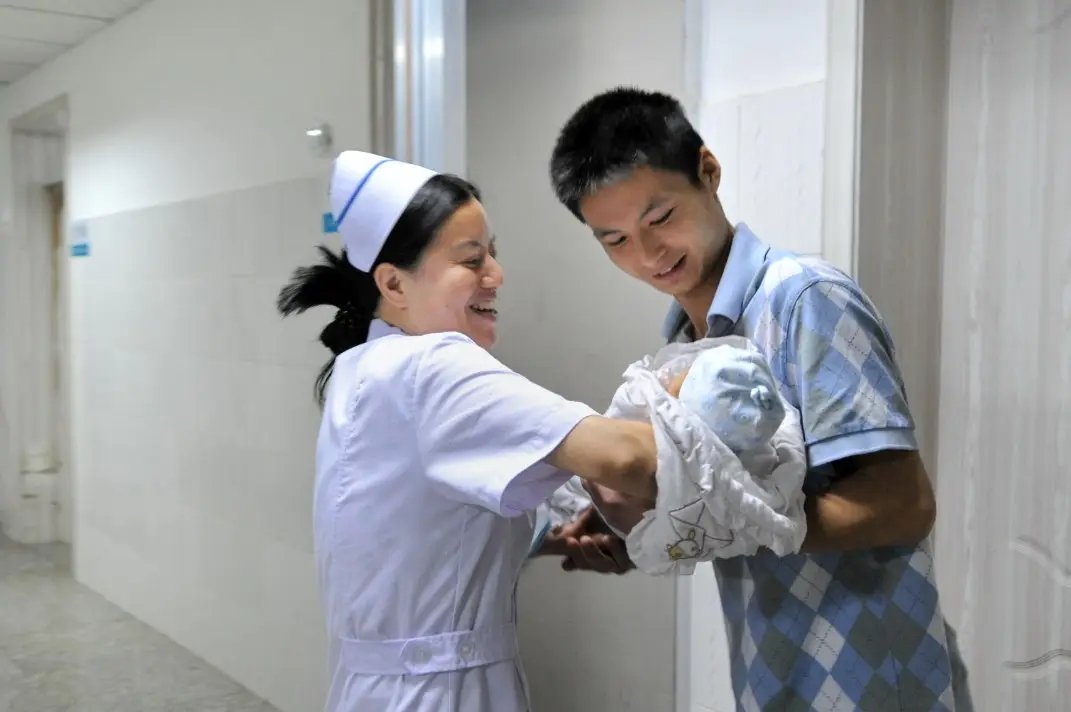 生育率下降致产科产能过剩，为何会出现这一现象？