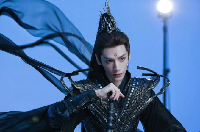 长月烬明男主名字怎么读