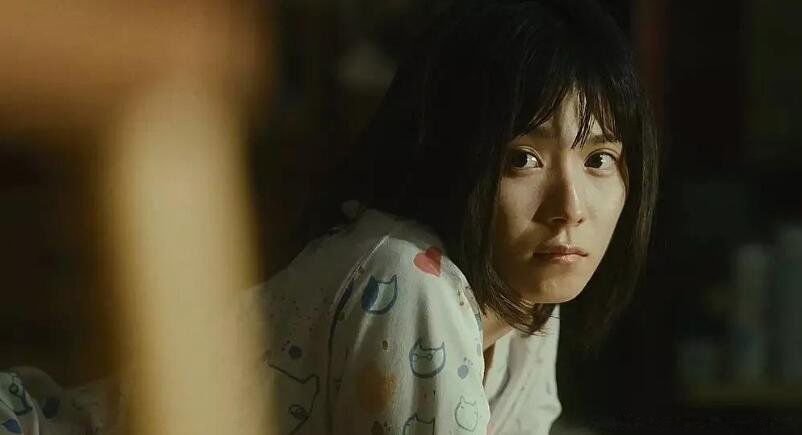 小偷家族纱香为什么离家出走 纱香怎么和奶奶住