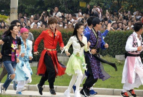 奔跑吧兄弟 晚上几点更新啊？