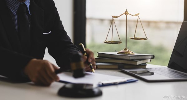 新个税月薪25000要交多少