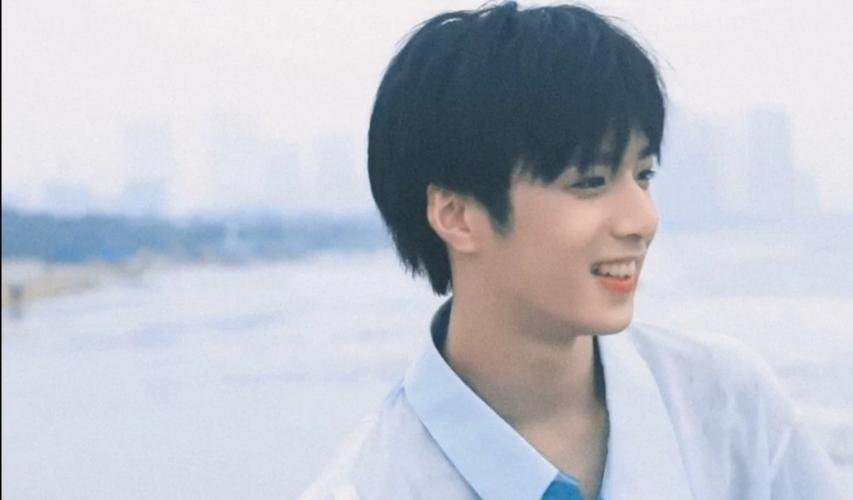 谷爱凌火出圈登上了高中试卷，被登上试卷的年轻人还有谁？