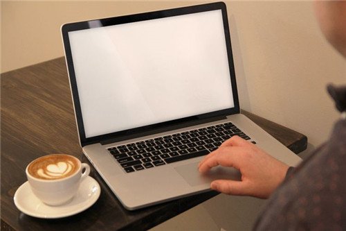 电脑键盘个别键失灵怎么解决？