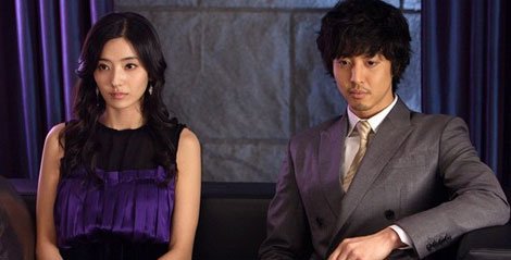 现在和相爱的人在一起吗