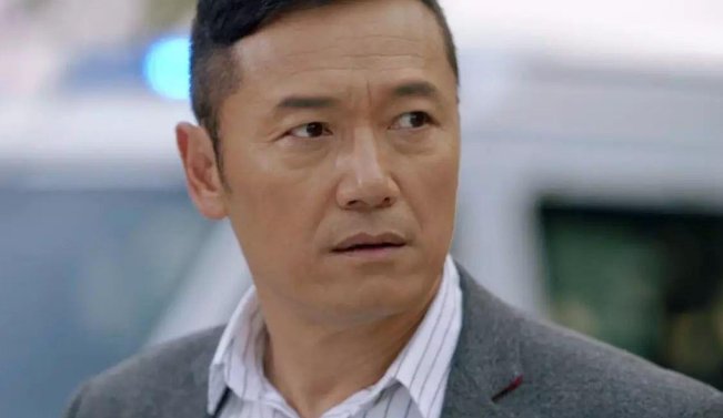 使徒行者五个卧底分别是哪五个？