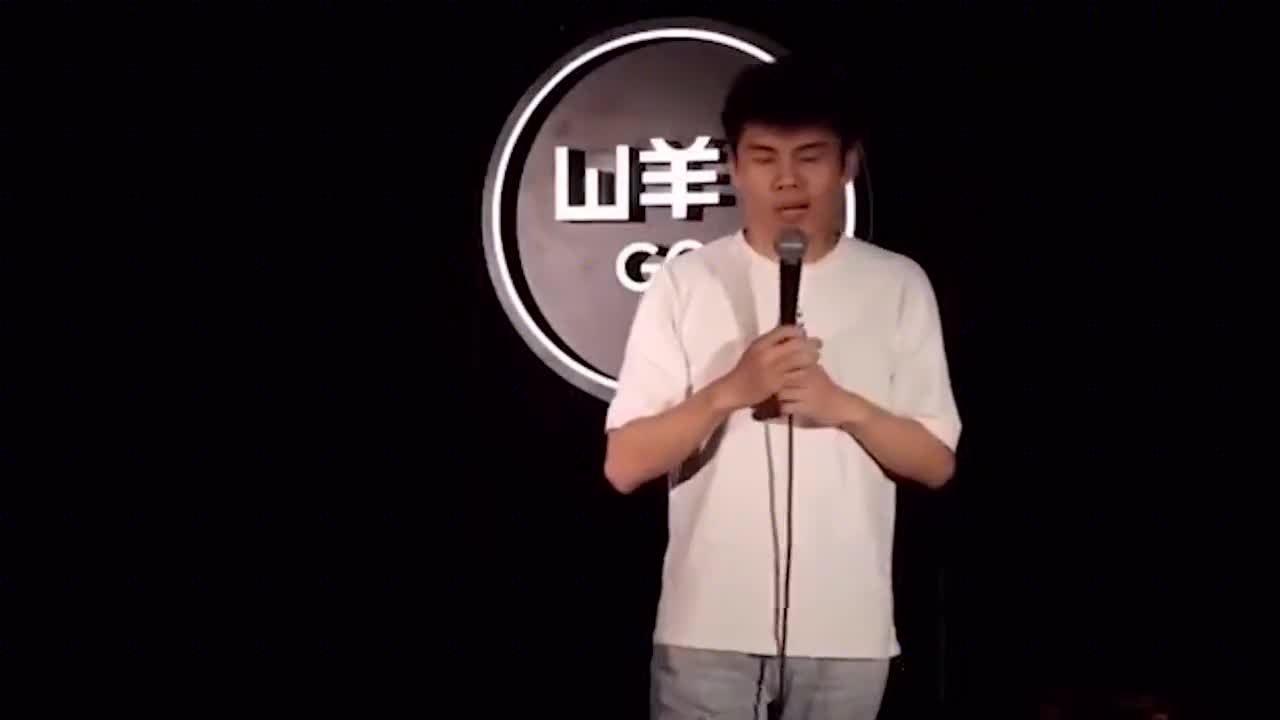 “喜剧门神”何广智把人生经历写进脱口秀，他一路走来都经历了哪些坎坷？