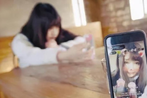 如何看待直播单次打赏额度合理设置上限？你有因为冲动在直播间打赏过吗？