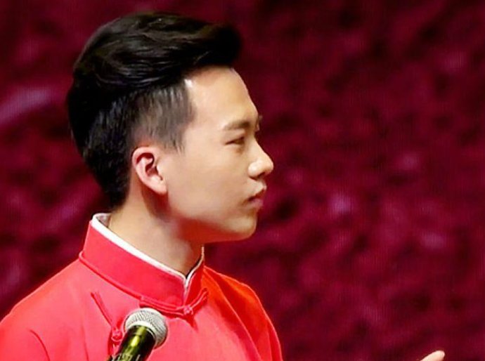 郭麒麟放风筝像遛狗，对此你怎么看？