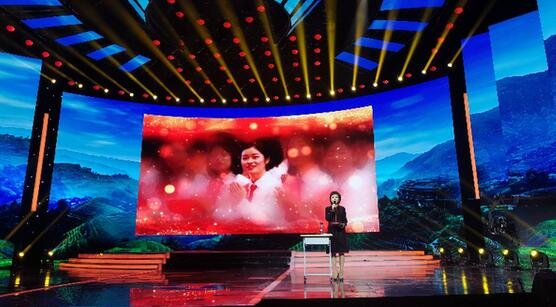 四川女孩李莎获评最美大学生，她究竟是凭借什么获得的？