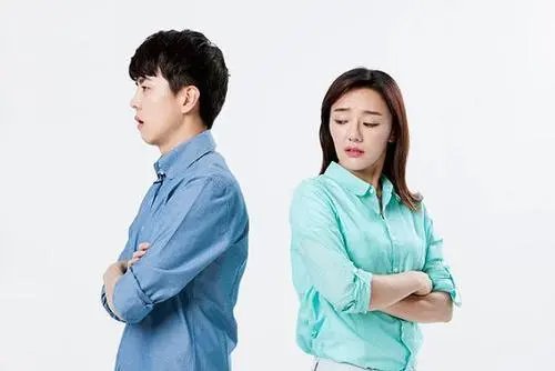 我的男朋友很抠门，抠门的男生能要吗？