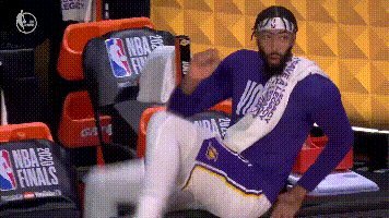 浓眉击掌被无视,现场到底发生了什么?