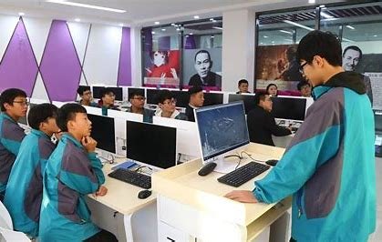 山西多校以是否购买平板电脑为分班标准，涉事人员与学校将受哪些处罚？