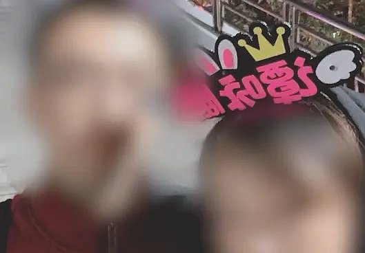 死了都要爱？男子脱光被小三当街暴打致死不还手，这就是真爱吗？