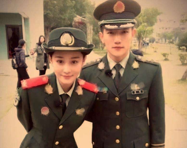 张馨予自爆梦见离世父亲引热议，你如何看待她的这番举动？