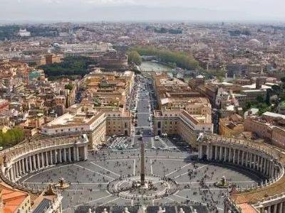 世界上最小的国家有多少人口？