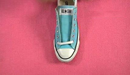 六孔的鞋带太长怎么系