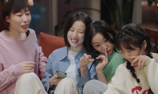 影视剧我在他乡挺好的中，胡晶晶为什么会抑郁？