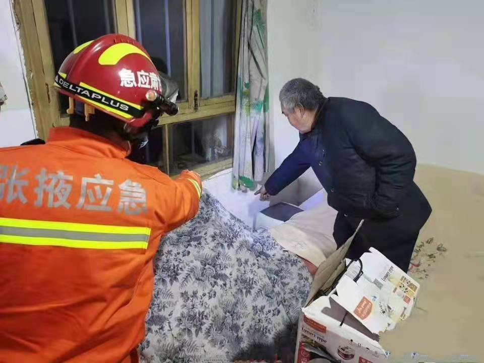 直击青海6.9级地震震中现场，当时的情况是怎样的？