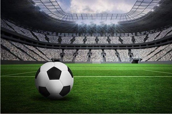 足球是不是越远越光滑就越好踢，怎么选足球？