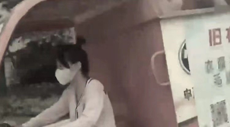 95后女孩回收旧衣服年入百万，她是怎么做到的？