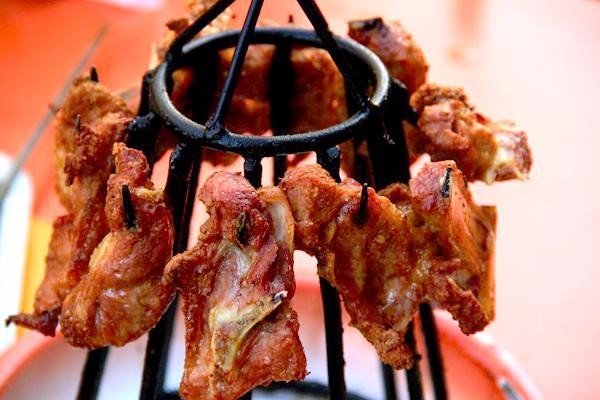 出门旅游一定要去品尝当地的美食，才算真正来过吗？