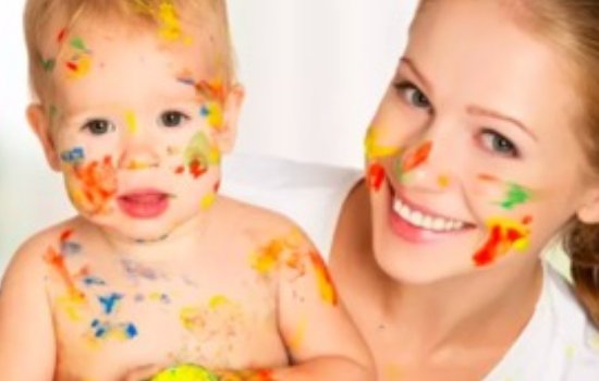 6岁小男孩给怀孕妈妈买卫生巾，背后是怎样的暖心故事？