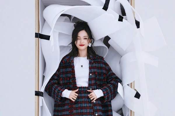 吴宣仪希望作品比自己红，她在娱乐圈的地位如何？